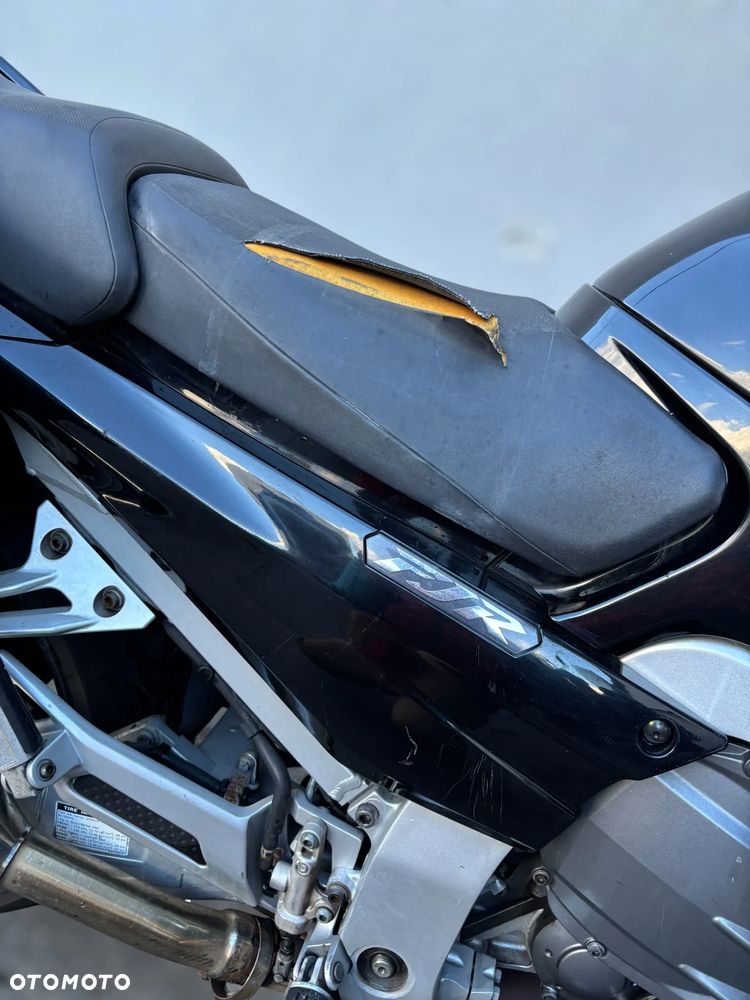 Yamaha FJR - 15