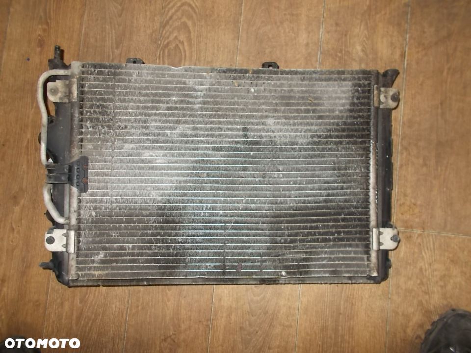 ZESTAW CHŁODNIC RENAULT MEGANE SCENIC 99-02 - 2