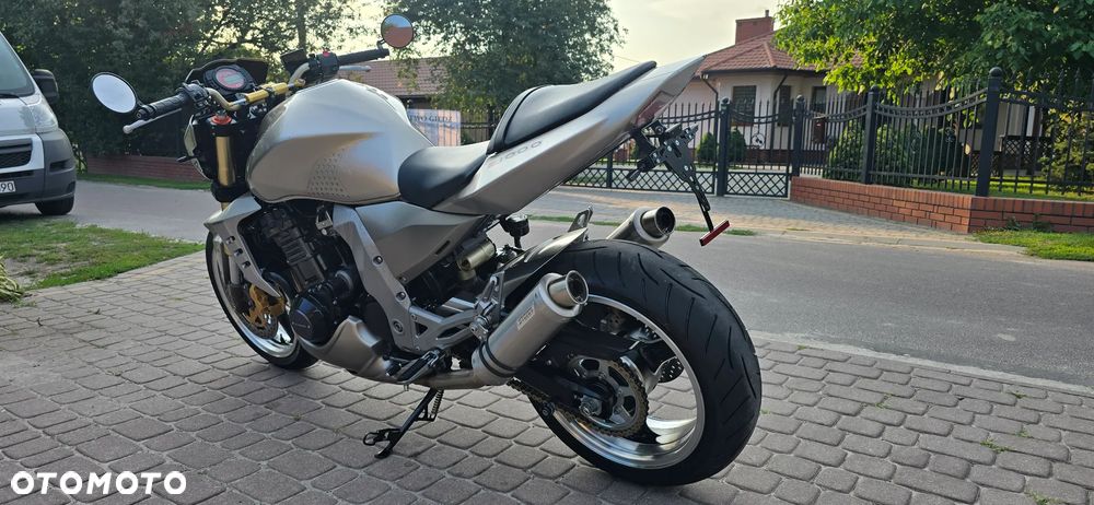 Kawasaki Z - 5
