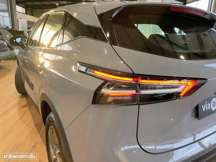 Nissan Qashqai 1.3 DIG-T Engage - 8