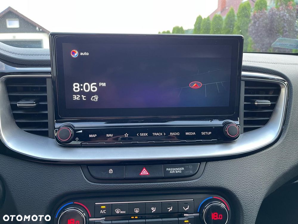 Kia Ceed 1.6 CRDi SCR L Business Line DCT - 28