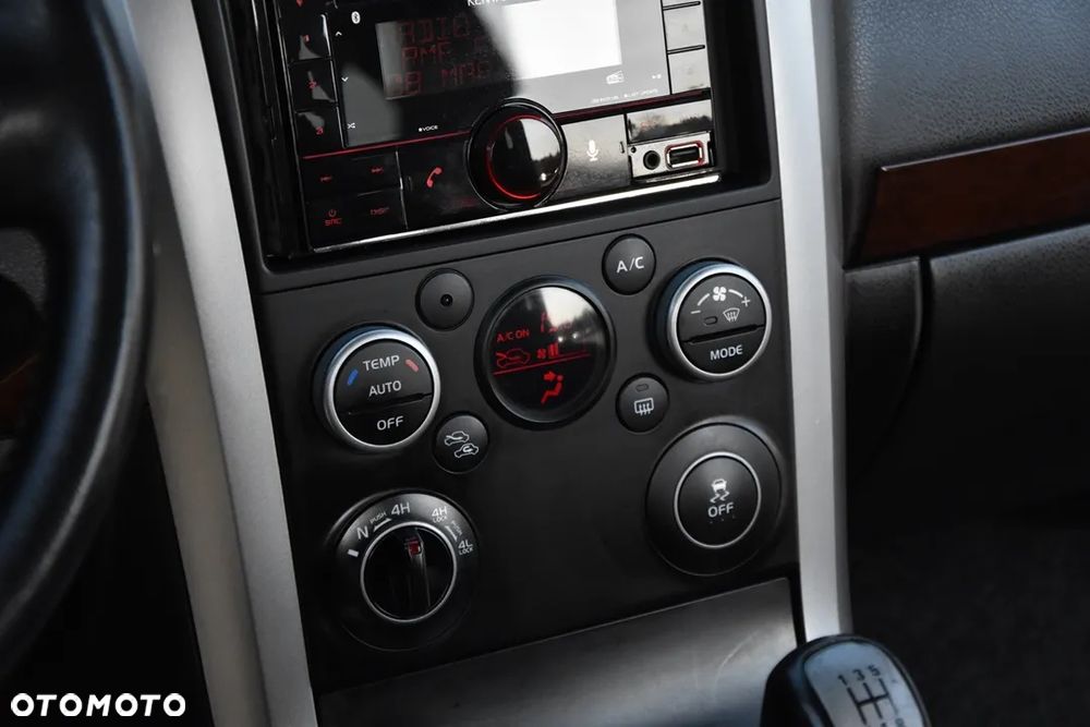 Suzuki Grand Vitara 1.9 DDiS - 22
