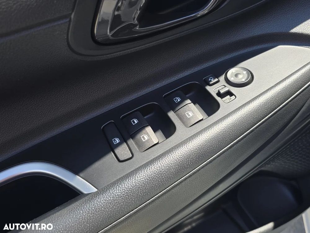 HYUNDAI i20 2021 — imagine 7