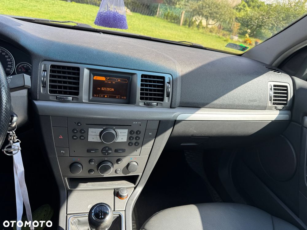 Opel Vectra - 8