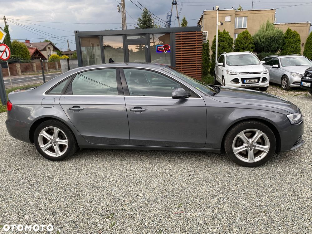 Audi A4 Limousine 2.0 TDI DPF clean diesel Ambiente - 16