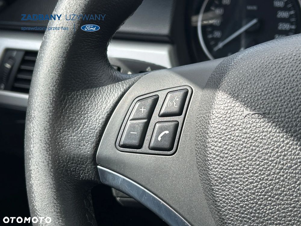 BMW Seria 3 - 24