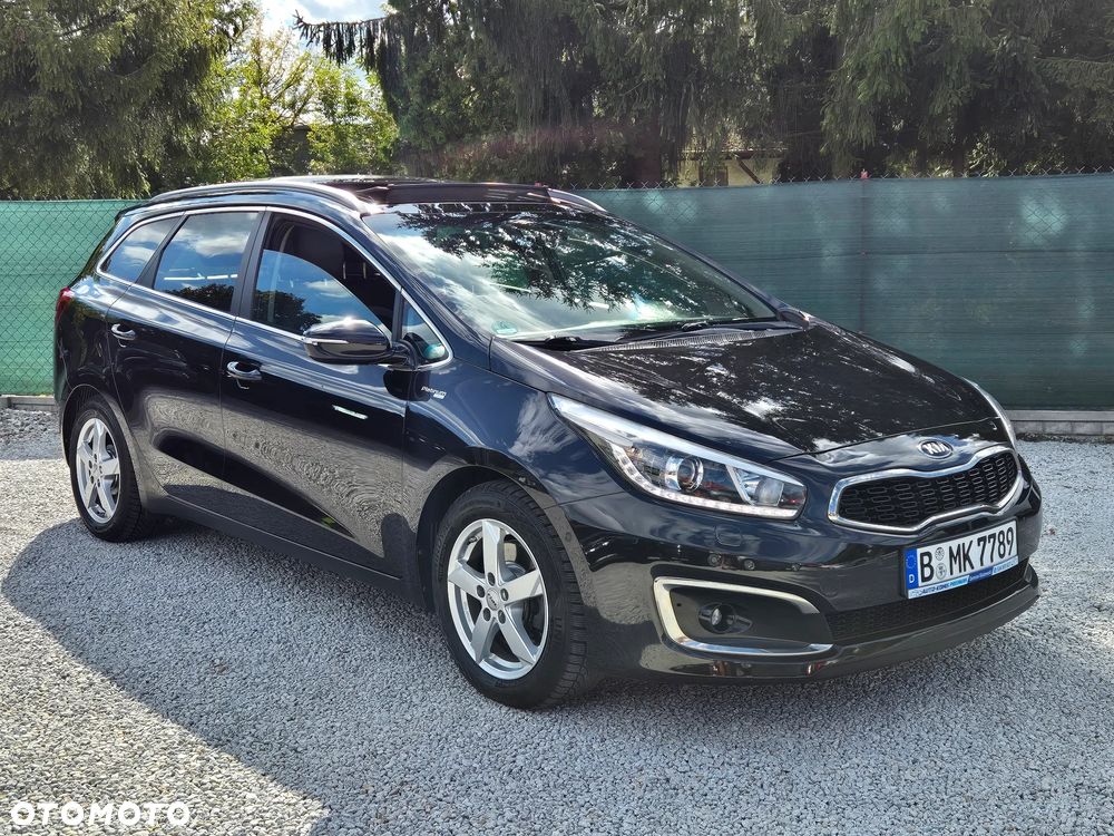Kia Ceed 1.6 CRDi 136 ISG Platinum Edition - 7