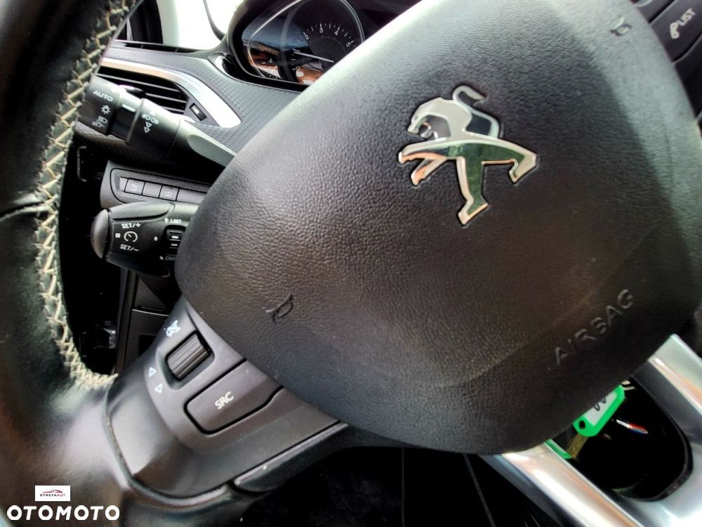 Peugeot 2008 - 18