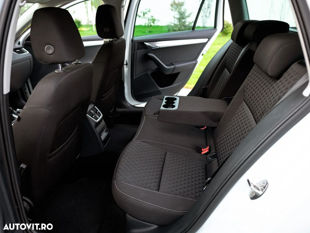 Skoda Octavia 1.6 TDI Style - 10