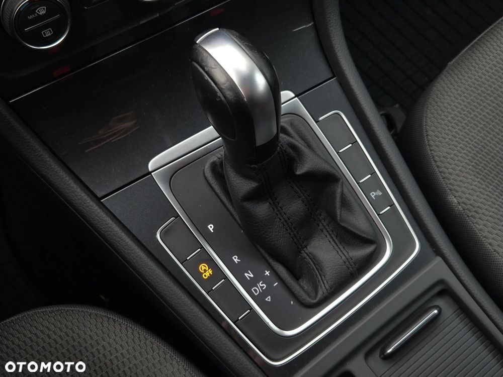 Volkswagen Golf Variant 1.5 TSI BMT Evo Comfortline DSG - 11