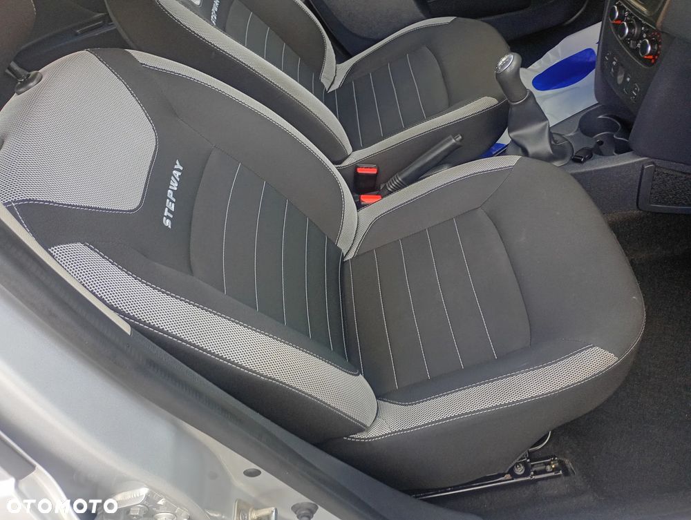 Dacia Sandero TCe 90 (S&S) Comfort - 38