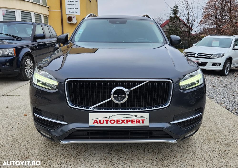 Volvo XC 90 D5 AWD Geartronic Momentum - 6