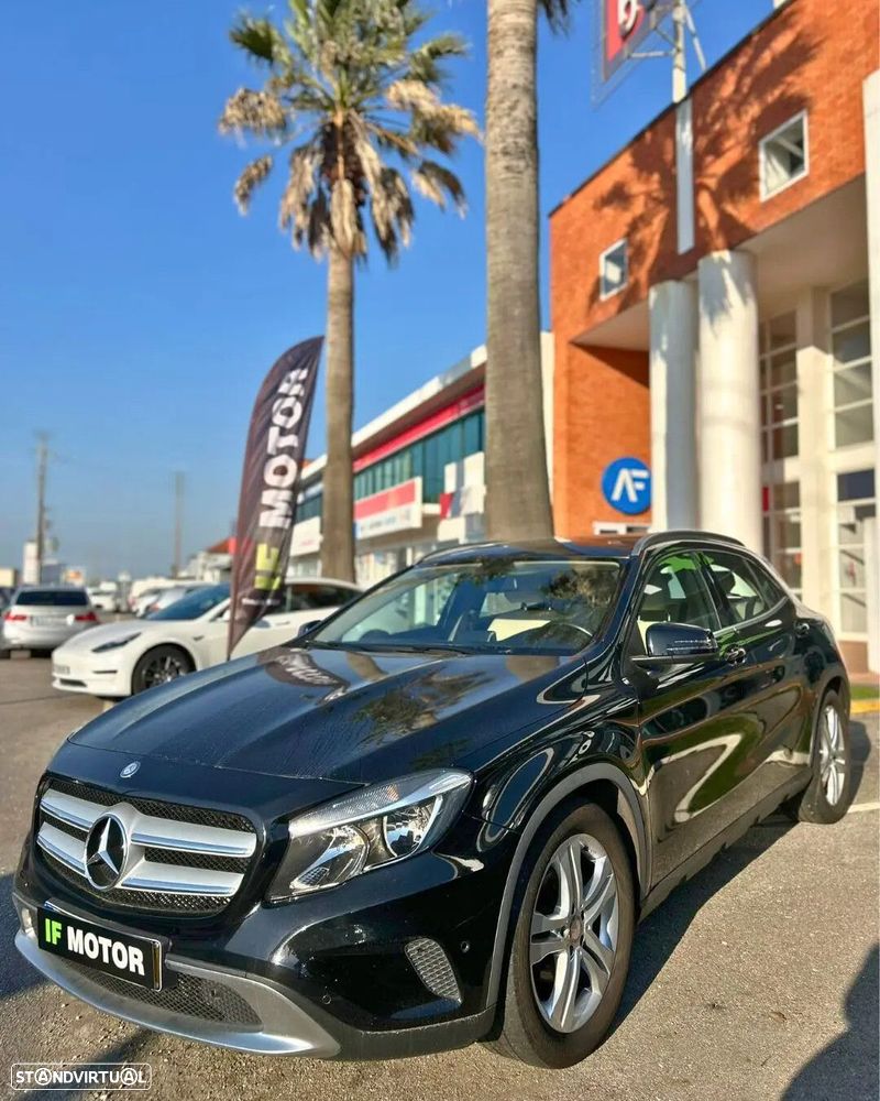 Mercedes-Benz GLA 180 - 2