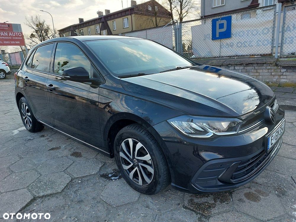 Volkswagen Polo - 1