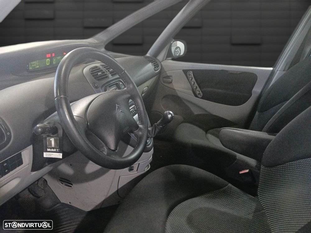 Citroën C4 Picasso 1.6 HDi Exclusive - 5