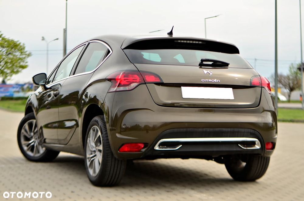 Citroën DS4 e-HDi 115 SoChic - 7
