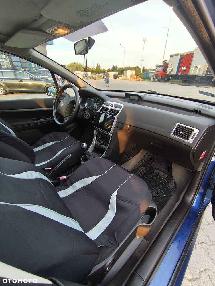 Peugeot 307 1.6 - 12