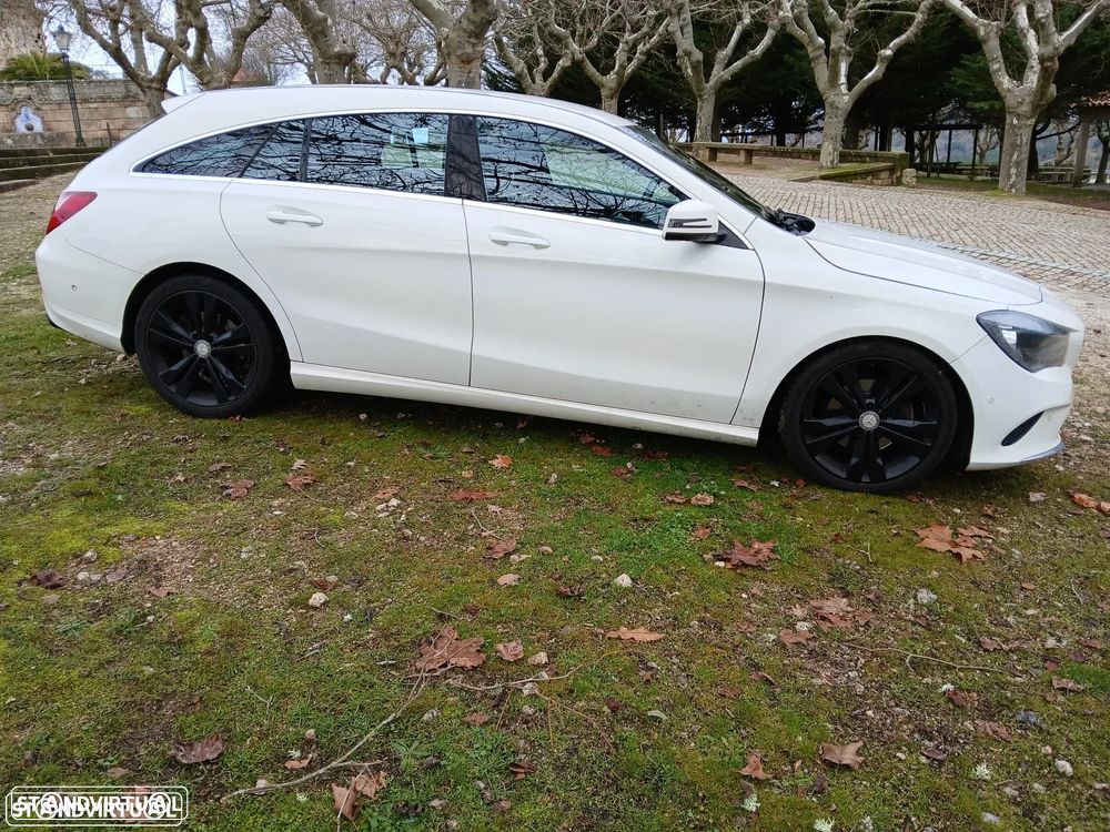 Mercedes-Benz CLA 200 (CDI) d Urban - 4