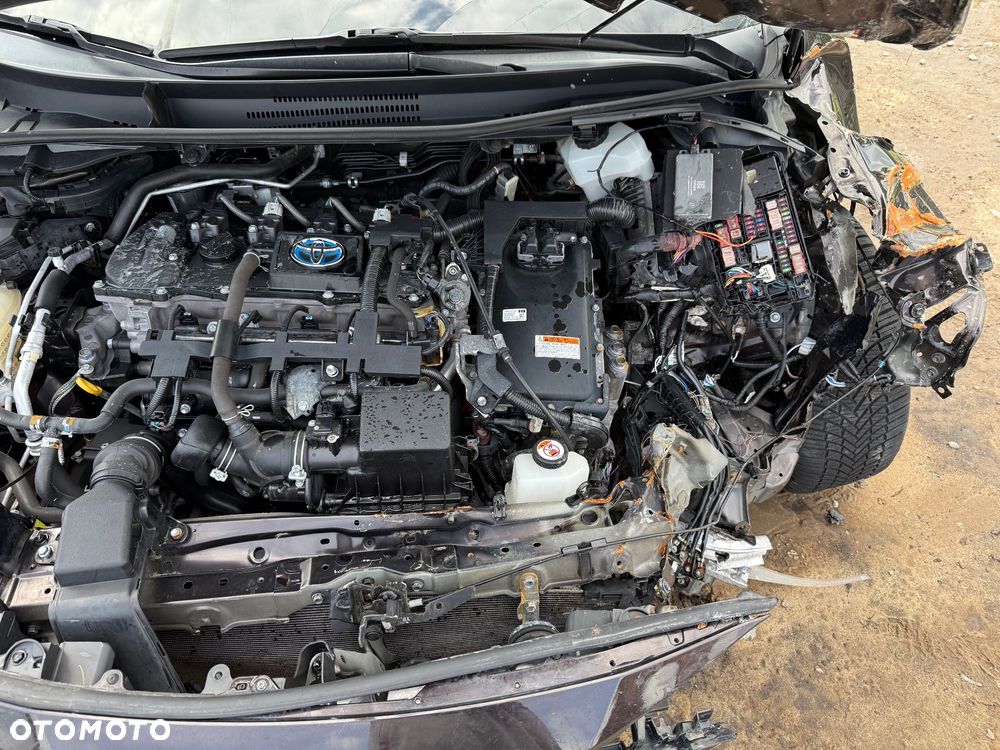 Toyota Corolla 1.8 Comfort - 29