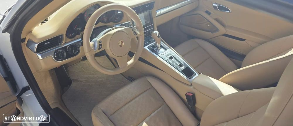 Porsche 911 Série F - 17