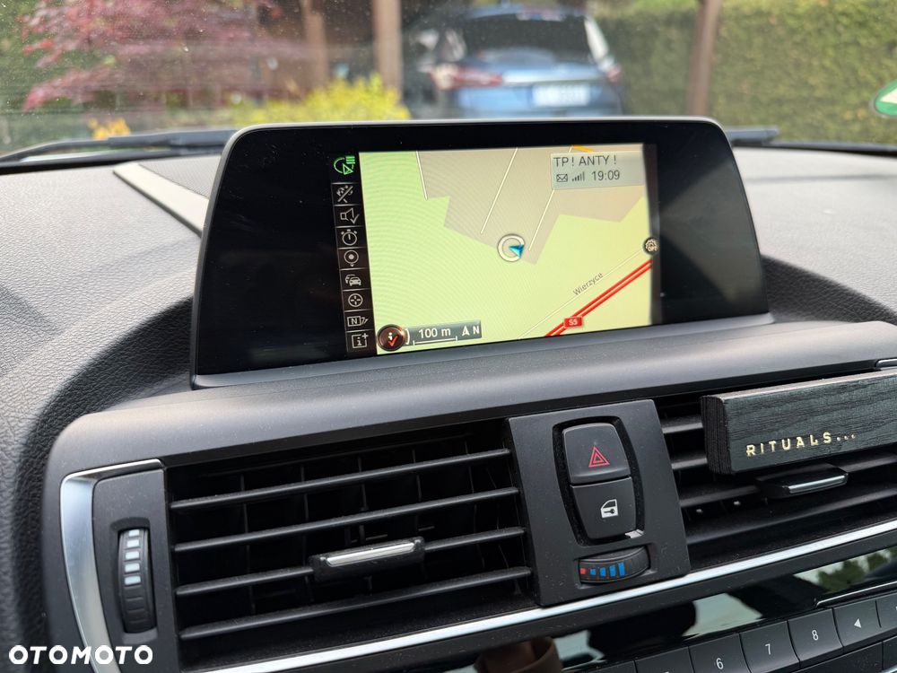 BMW Seria 2 220i M Sport - 28