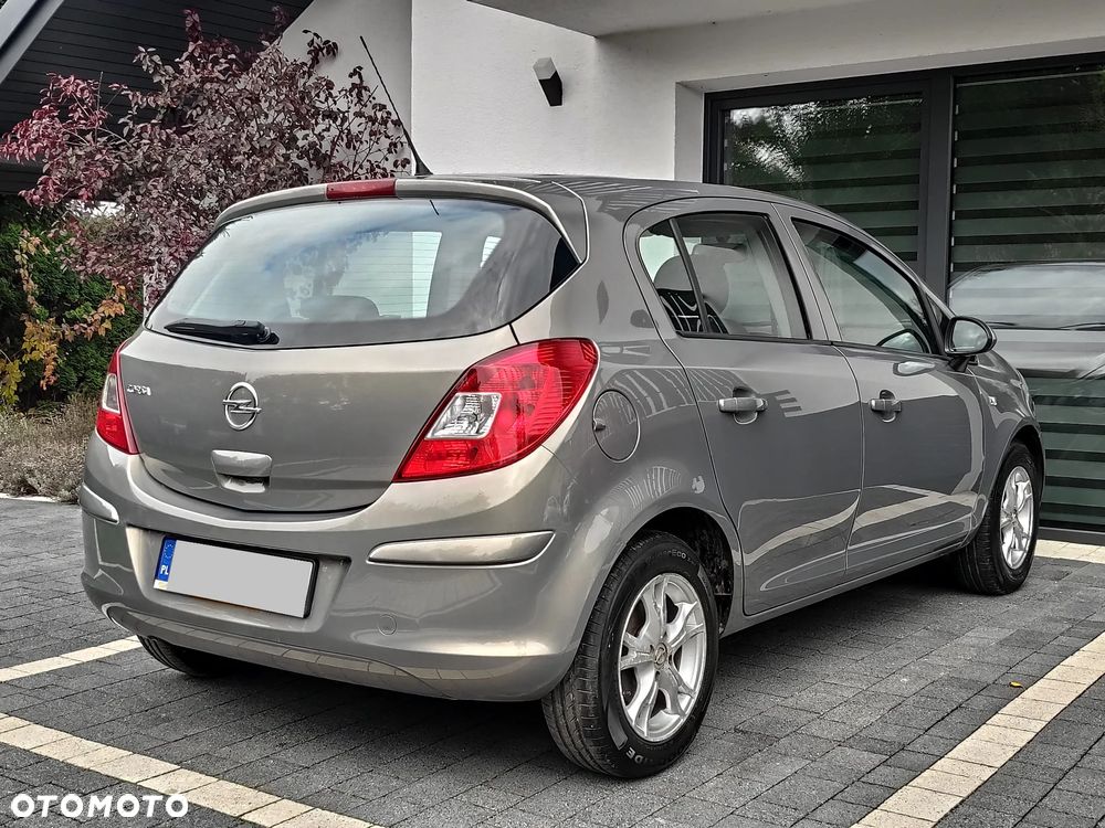 Opel Corsa - 7
