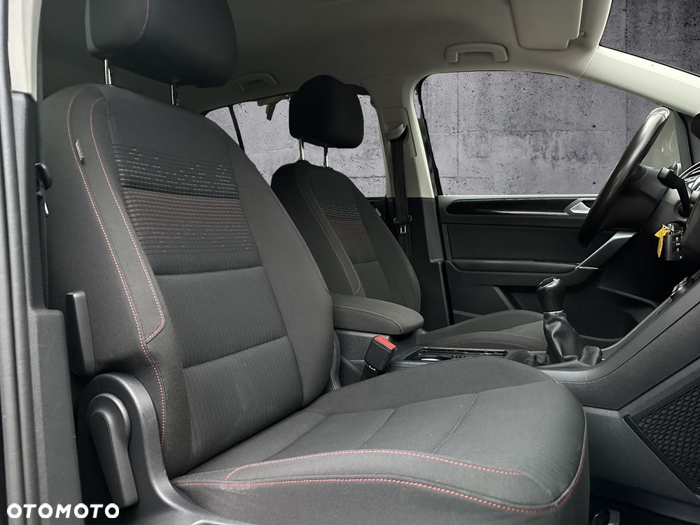 Volkswagen Touran 1.6 TDI SCR (BlueMotion Technology) SOUND - 10
