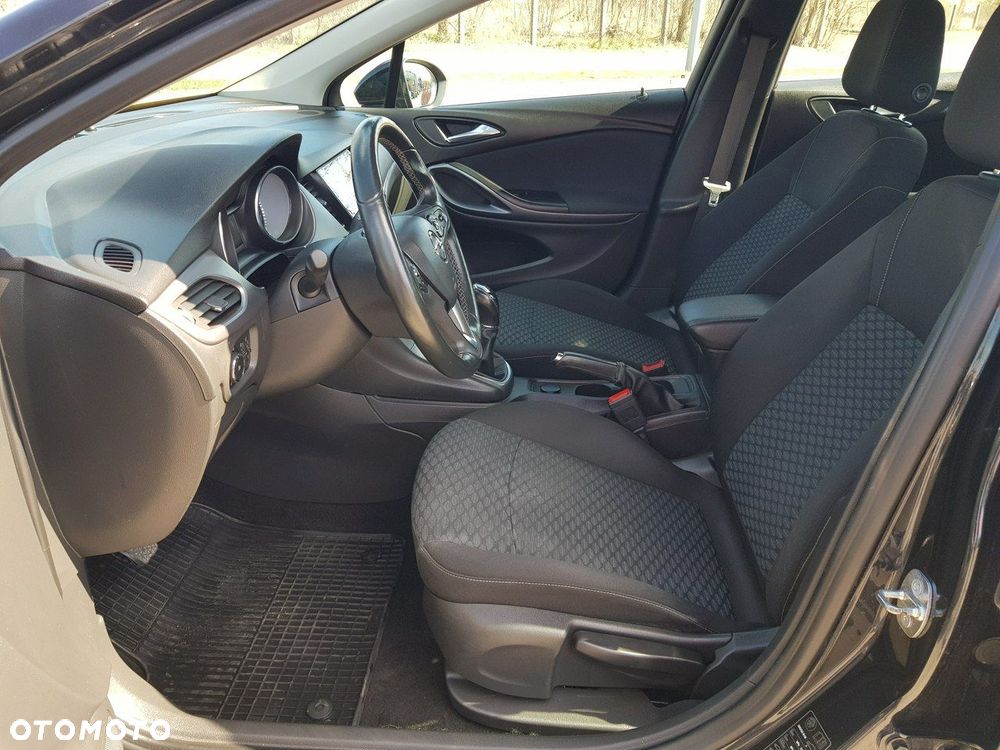 Opel Astra 1.4 Turbo Edition - 9