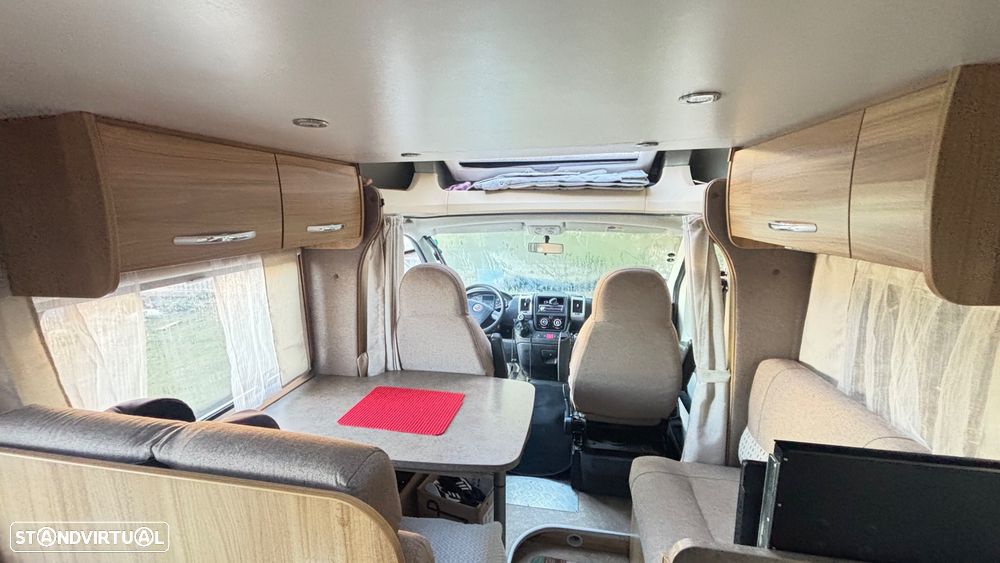 Fiat Ducato Chausson flash 49 cama central - 11
