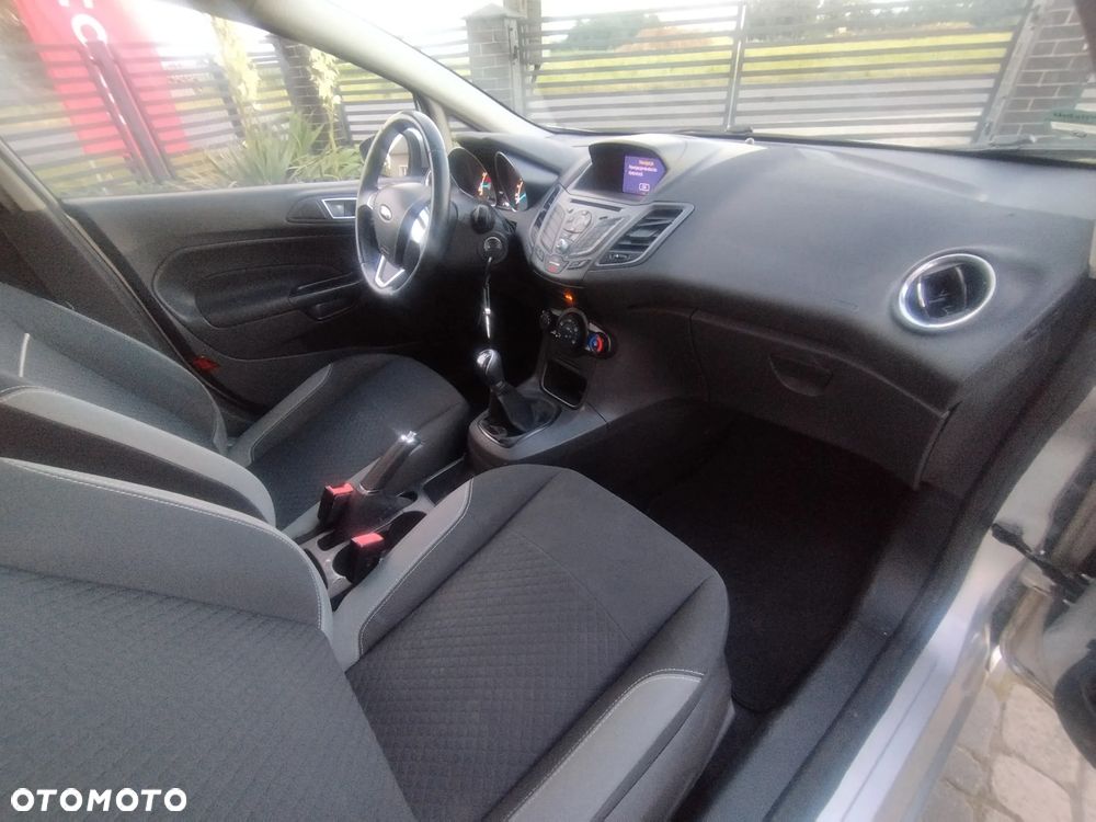 Ford Fiesta 1.25 Trend EU5 - 23