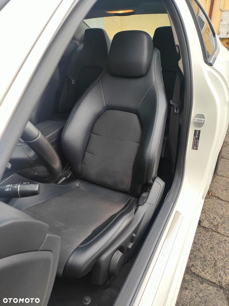 Mercedes-Benz Klasa C - 12