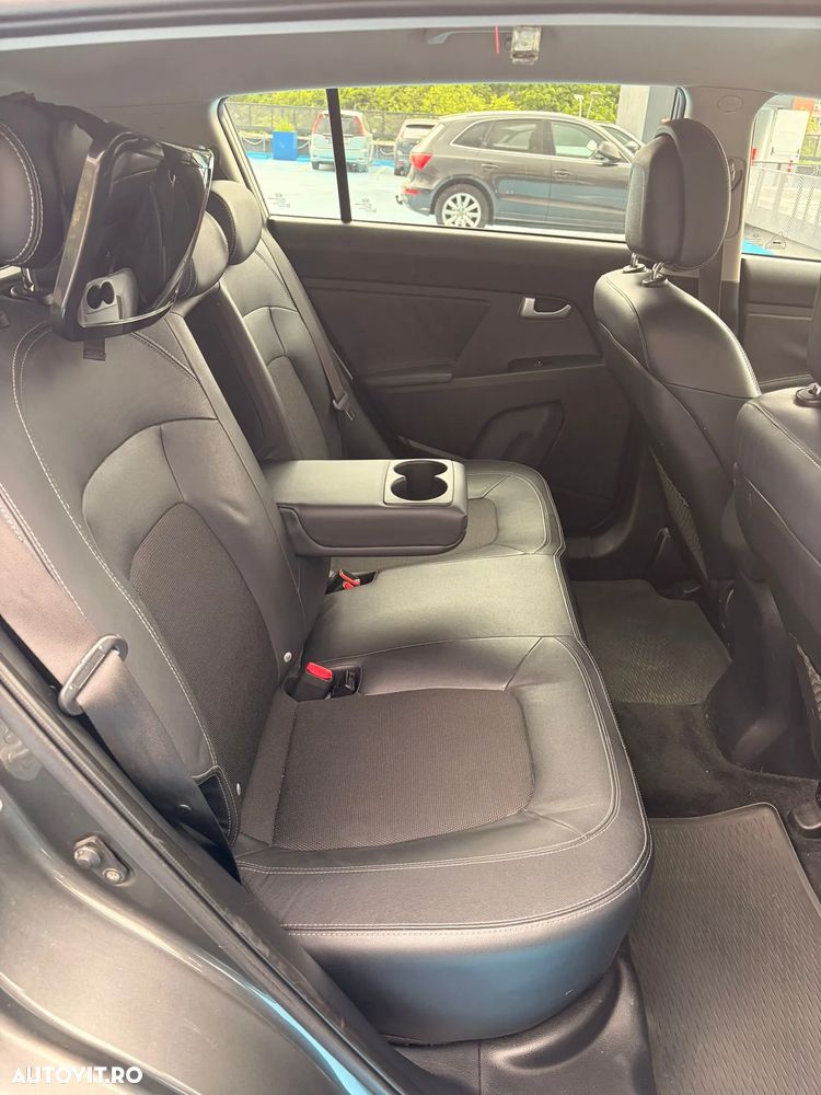 Kia Sportage 2.0 CVVT 4WD Automatik Spirit - 17