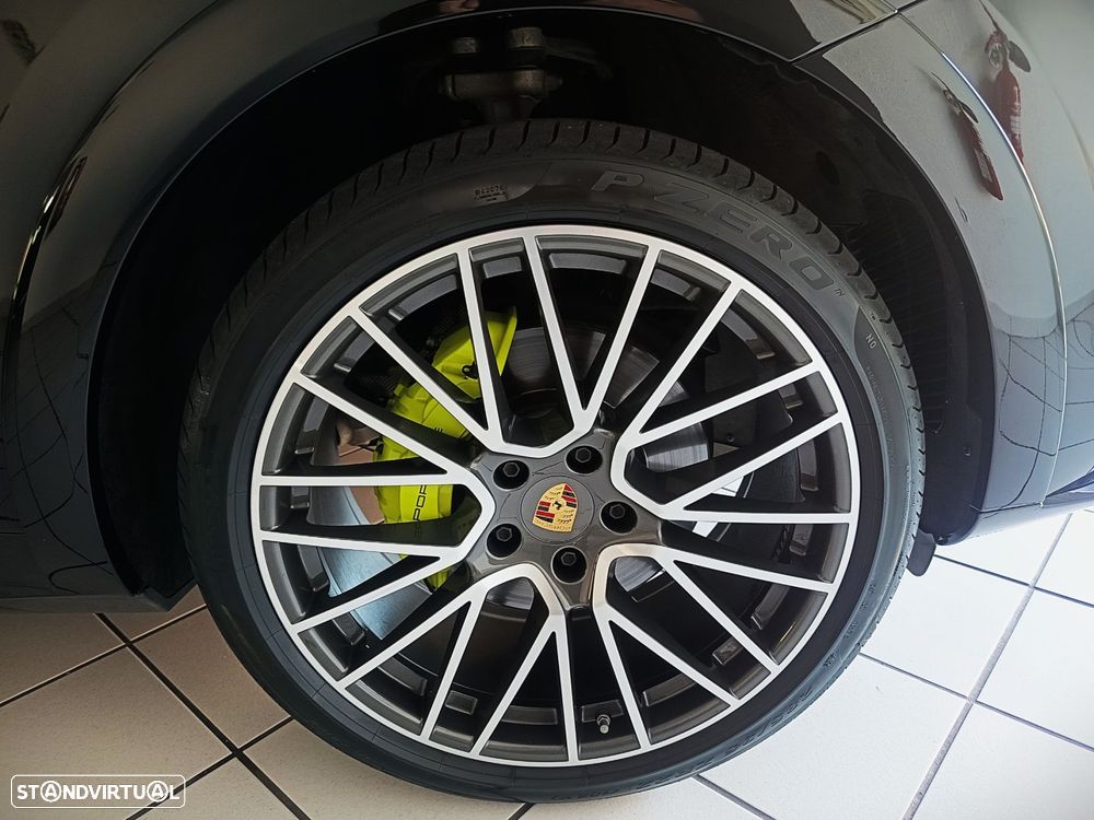 Porsche Cayenne Coupé - 28