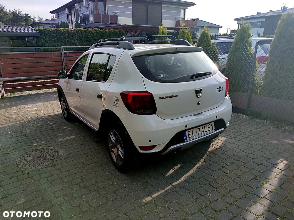 Dacia Sandero Stepway 0.9 TCe Laureate S&S - 4