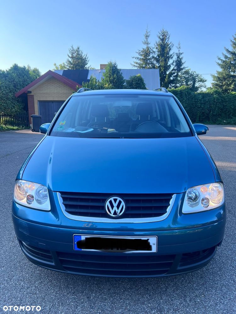 Volkswagen Touran 1.6 FSI Automatik Goal - 2