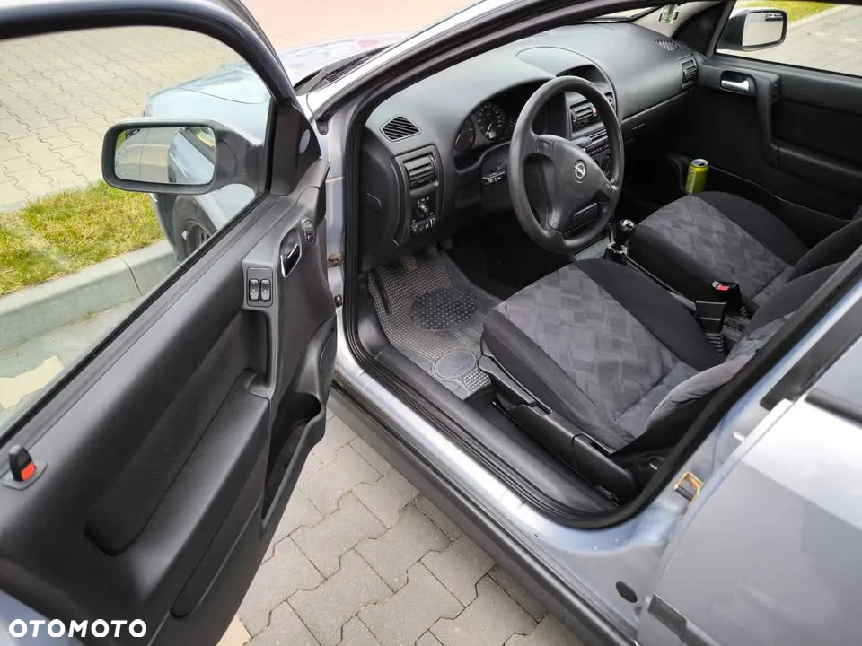 Opel Astra - 3