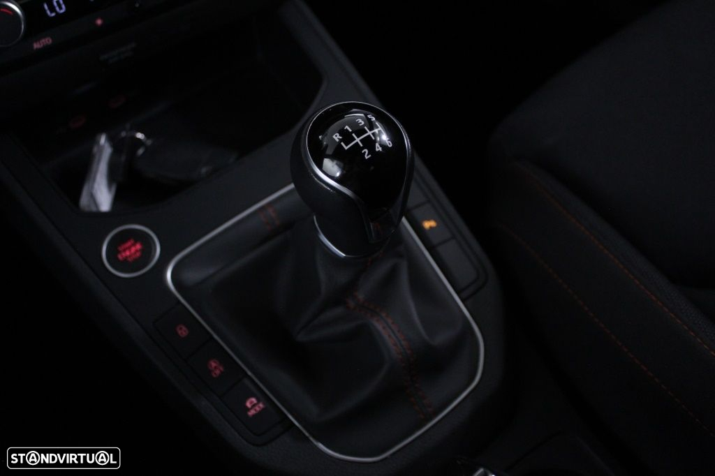 SEAT Ibiza 1.0 TSI FR - 30
