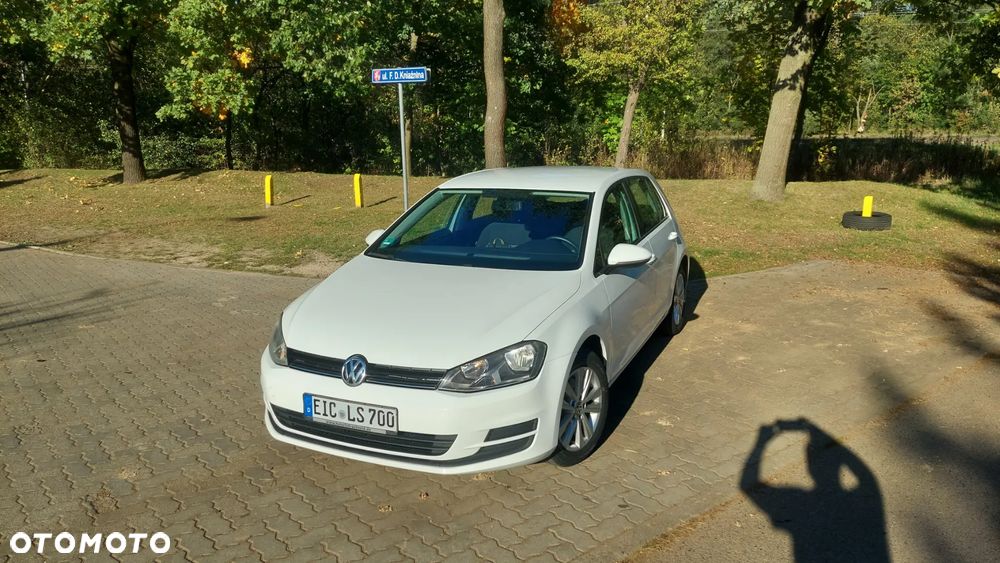 Volkswagen Golf 1.6 TDI BlueMotion Comfortline - 6