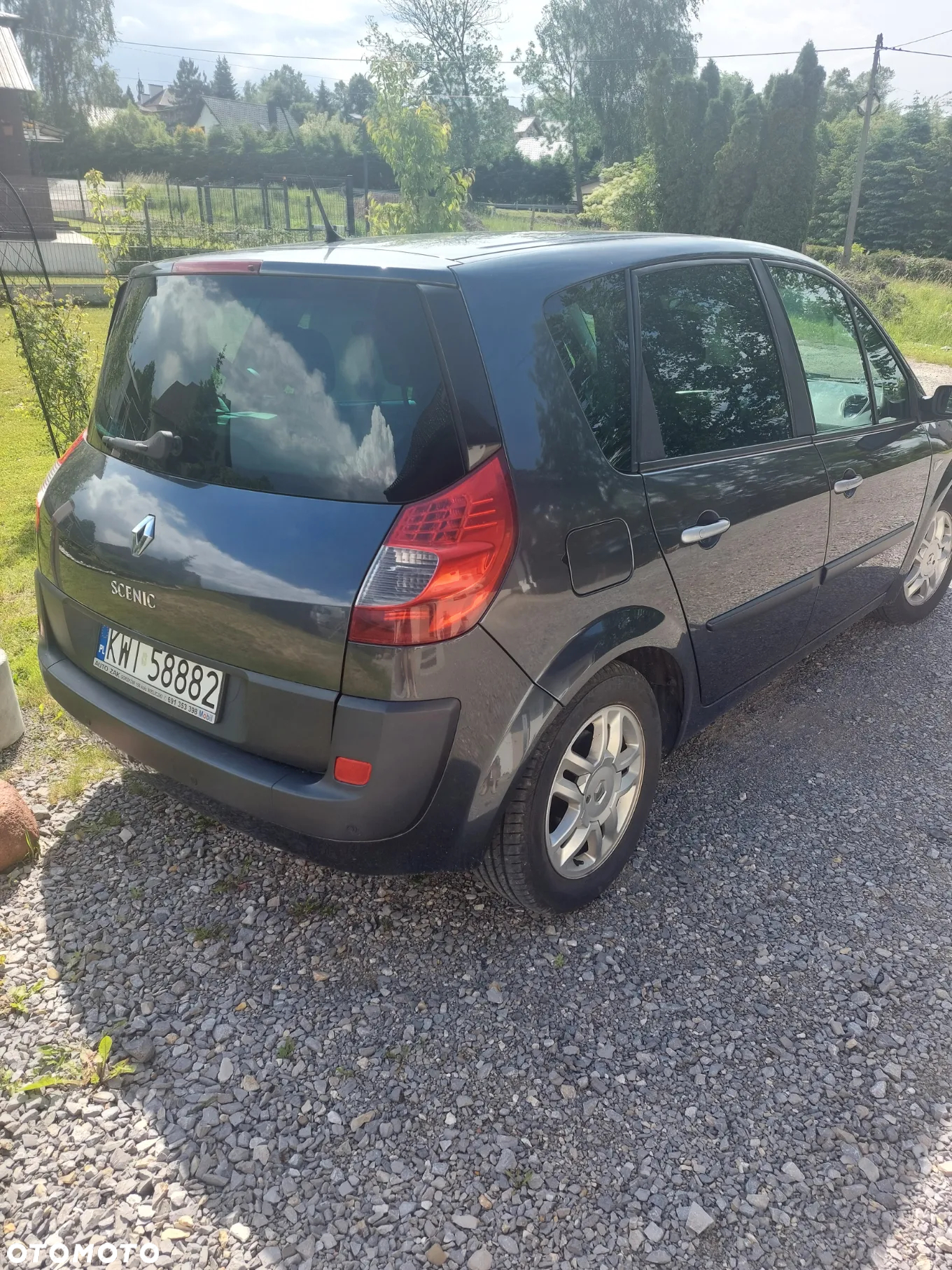Renault Scenic 1.6 16V Emotion - 4