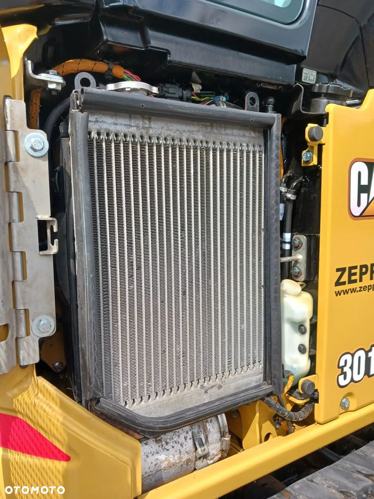Caterpillar 301.8 - 10
