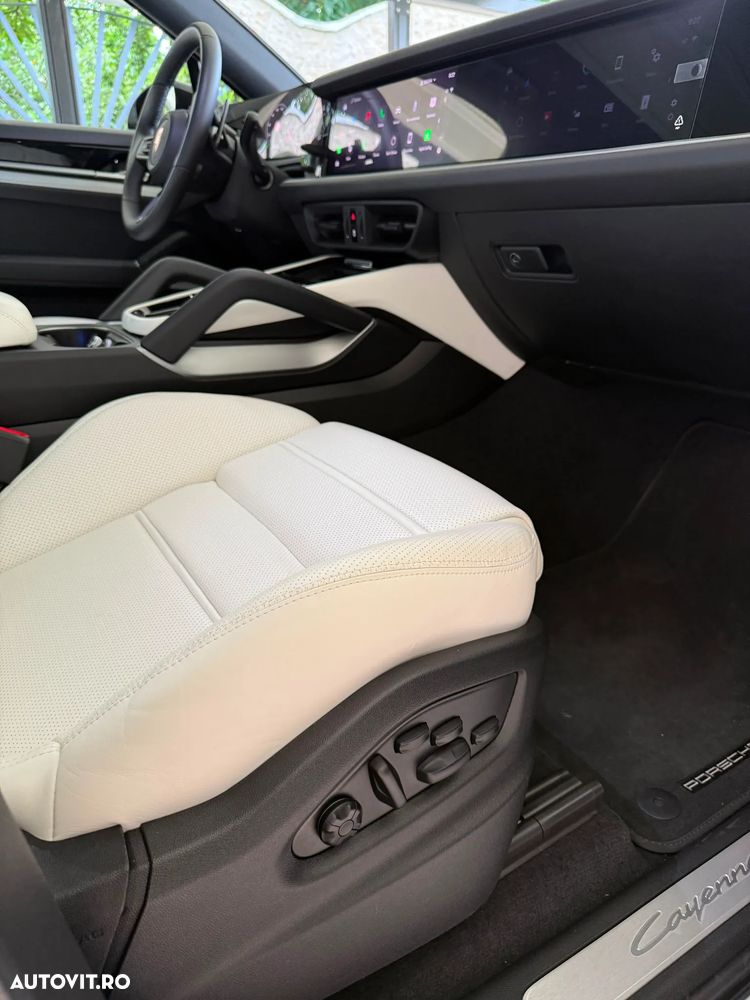 Porsche Cayenne Coupe - 9