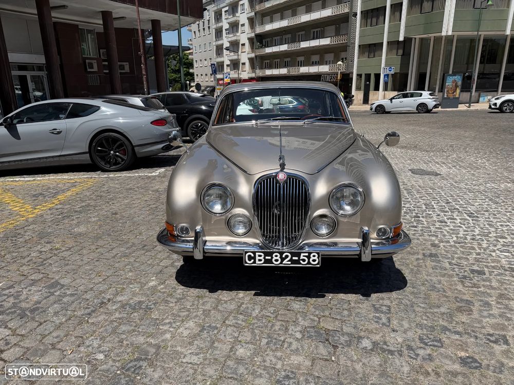 Jaguar S-Type - 2