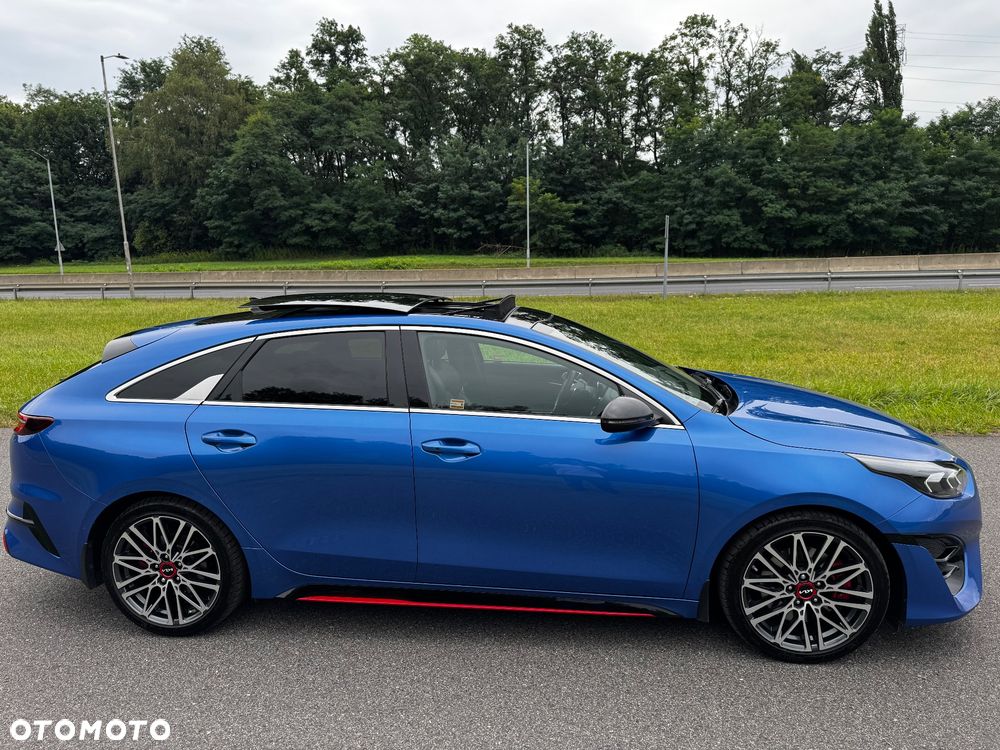 Kia ProCeed - 2