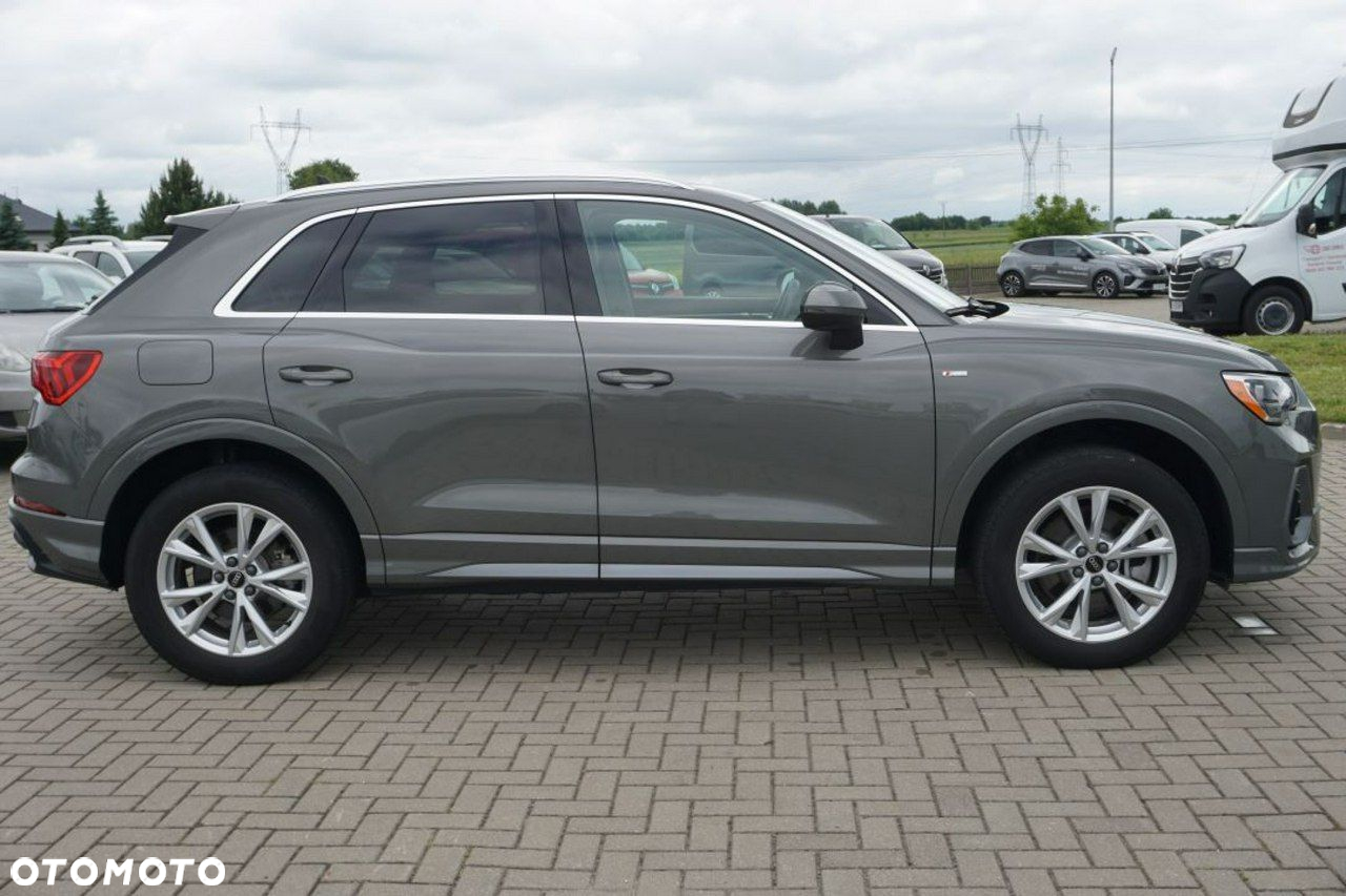 Audi Q3 45 TFSI Quattro S Line S tronic - 4