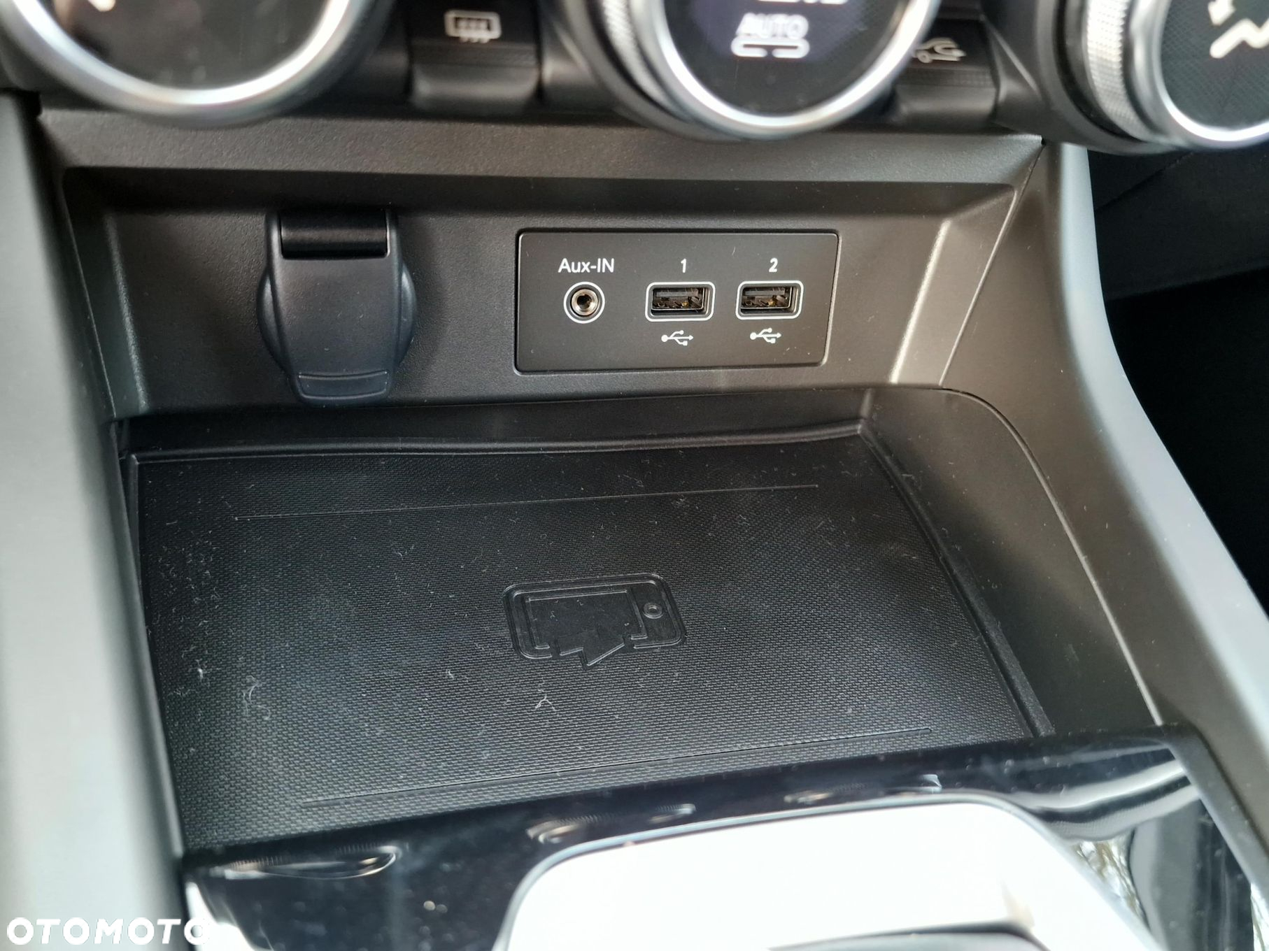 Renault Arkana 1.3 TCe mHEV Techno EDC - 24