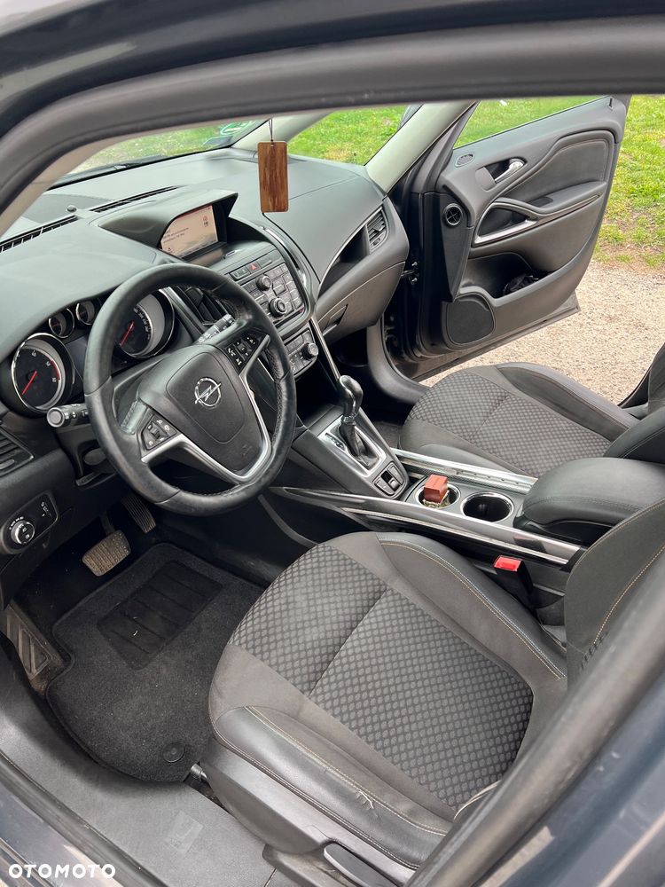 Opel Zafira - 12