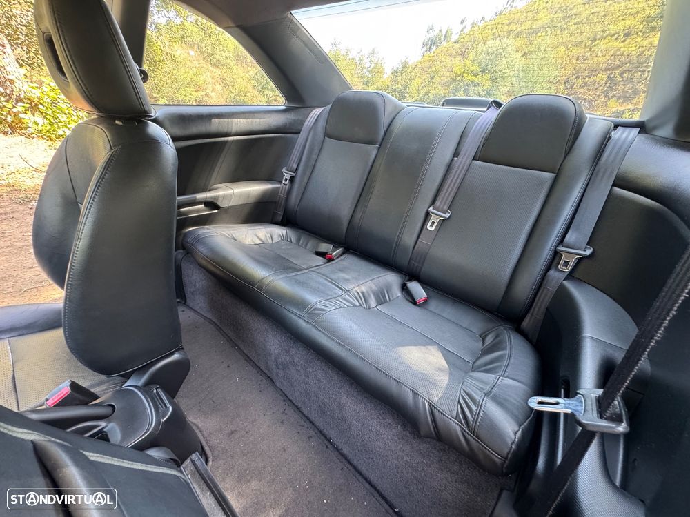 Honda Civic 1.7 ES - 9