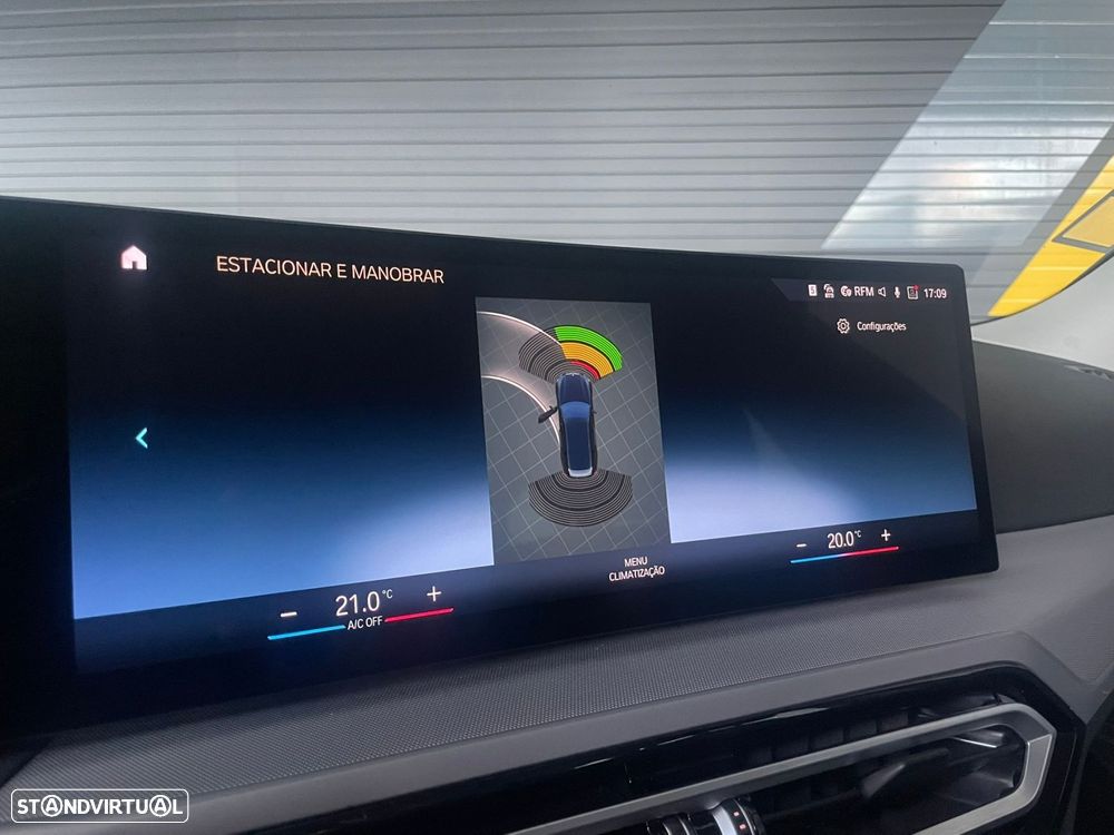 BMW 318 d Touring Auto - 27