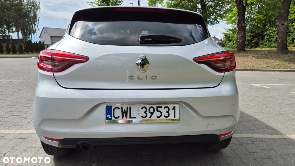 Renault Clio - 6