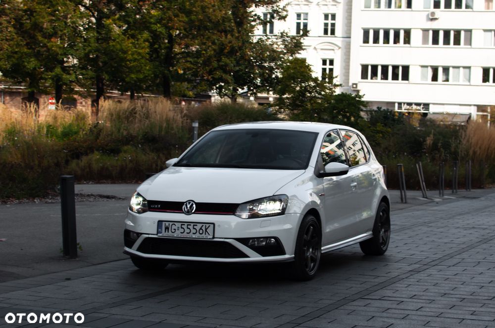 Volkswagen Polo 1.8 TSI (Blue Motion Technology) DSG GTI - 5